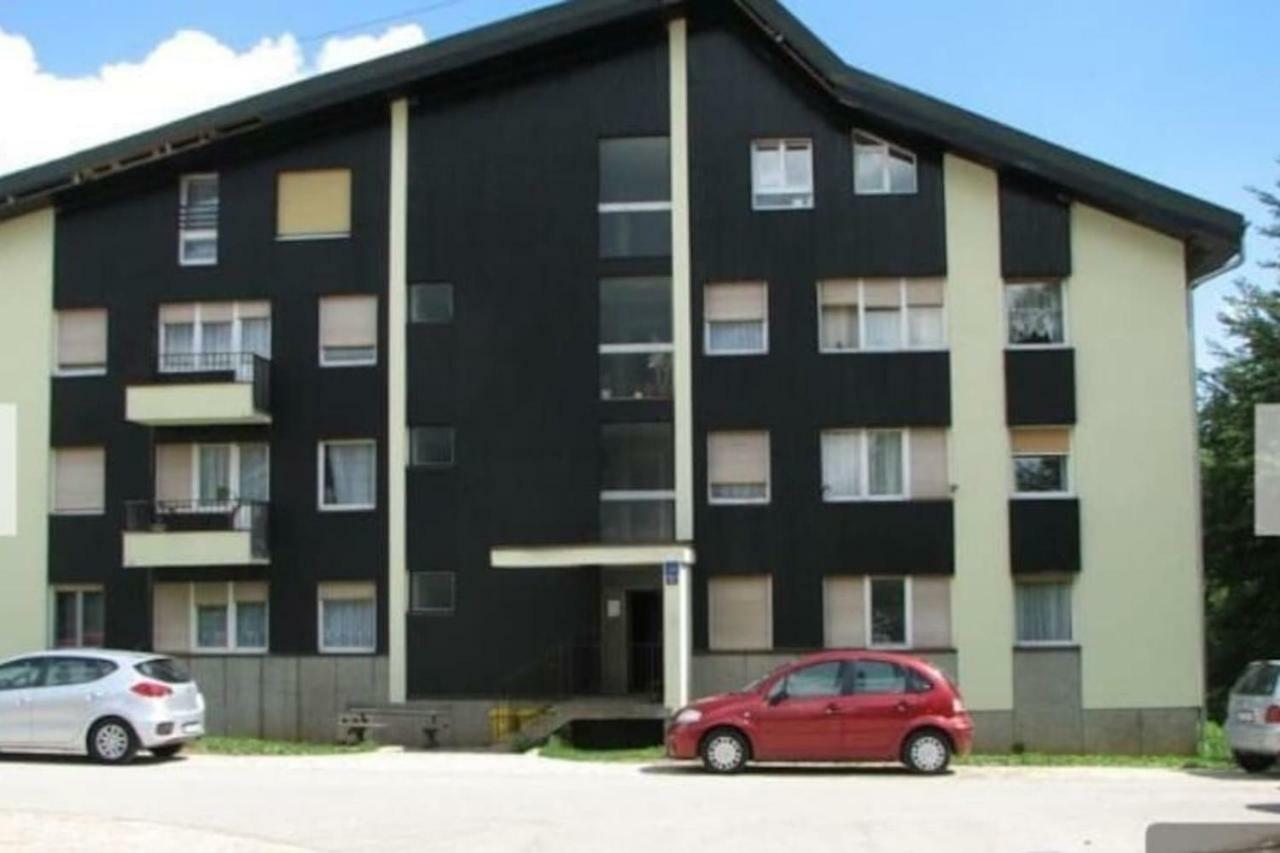 Emerald Luxury Apartments Plitvicka Jezera Exterior photo